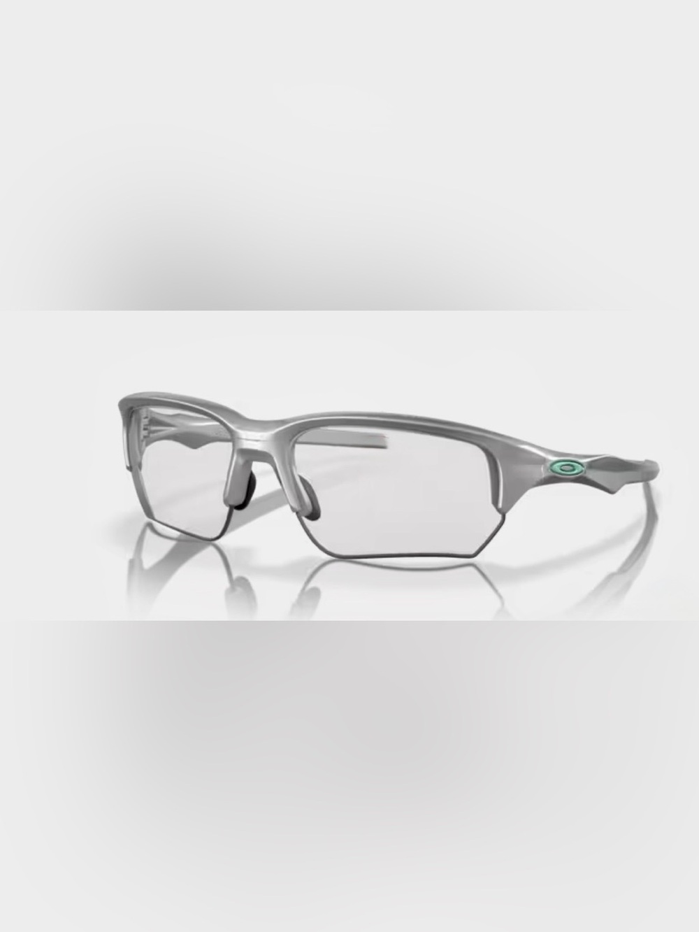 Brand New Oakley Flak Beta (Low Bridge) Sunglasses Clear Lenses PhotoChromic